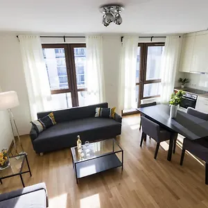 https://big-apartment-old-town-3-rooms-garage-lift.hotelswroclaw.com